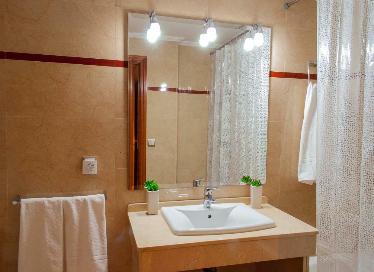 קורדובה Apartamento Centrico Con Parking Privado מראה חיצוני תמונה